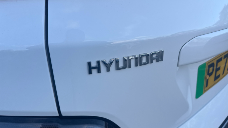 Hyundai KONA 100kW Premium 39kWh 5dr Auto Electric Hatchback